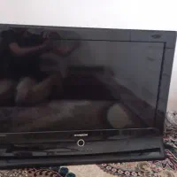 تلویزیون ۳۲اینچ اکس ویژن به همراه دیجیتال درحد نو