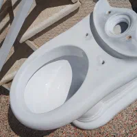 توالت فرنگی سالم|لوازم سرویس بهداشتی|صدرا-فارس, فاز ۲|دیوار