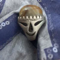 انگشتر نماد یه ور دنیا خنده یه ور دنیا گریه