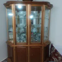 ویترین بوفه تمیز و سالم