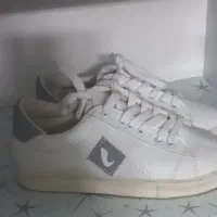 کتونی وصندل