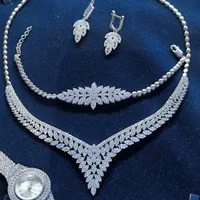 سرویس نقره همراه با ساعت نقره کارت گارانتی دارد|بدلیجات|تهران, اقدسیه|دیوار
