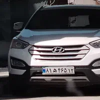 سانتافه سفید پلاک 465 ه 81 ایران 12 دارای توقیف