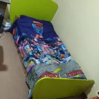 تخت و کمد کودک|تخت و صندلی بچه|شیراز, شهرک پرواز|دیوار