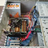 سیستم اداری ۲هسته رم ۲ ddr2 هارد ۱۶۰ گرافیک ۵۱۲|رایانه رومیزی|نوشهر, |دیوار