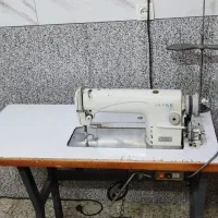 دو عدد چرخ راسته دوز صنعتی و یک اتو پرس