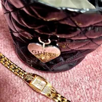 ساعت زنانه اصل Guess رزگلد کریستال‌دار موتور ژاپنی