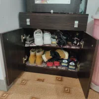 کفش|کیف، کفش، کمربند|دورود, |دیوار