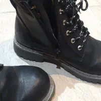 پوتین پسرانه|کیف، کفش، کمربند|اندیشه, شهرک صدف|دیوار