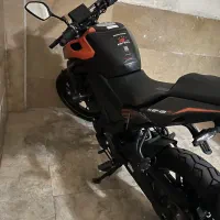 موتور کی وی 250 نارنجی