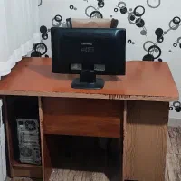 میز کامپیوتر