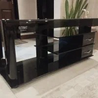 میز زیر تلویزیونی