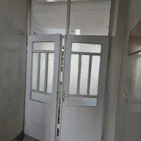 درب چوبی با کم