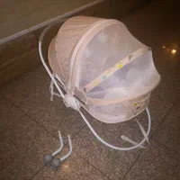 گهواره نوزاد