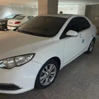 ام جی ۳۶۰ توربوشارژ