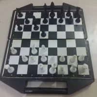شطرنج و تخت نرد فلزی آهنربایی