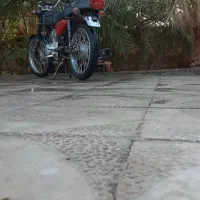 موتور ۱۵۰مدل ۹۵ پیشتاز سه برگ سند تخفیف پلاک دارد