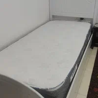 تخت خواب یک نفره همراه با تشک رویال