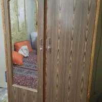 فروش یک کمد لباس بزرگ وجادار