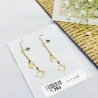 شارژ گوشواره های سبک وزن گالری یکتاگلدیزد|جواهرات|یزد, |دیوار
