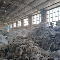 کارگر تفکیک نایلون پلاستیک