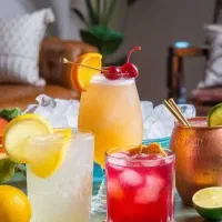 بارتندر حرفه ای برای مهمانی ها و رویدادها