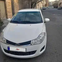 ام و ام ۳۱۵ صندوق دار