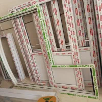 درب و پنجره دوجداره پی وی سی و توری پلیسه کشویی