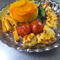 نیروی آشپزخانه و پیک موتوری