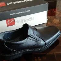 یک جفت کفش سایز ۴۲ نو