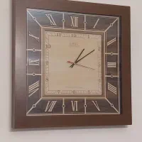 ساعت دیواری