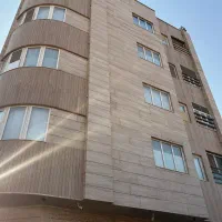 واحد ۱۰۰ متری فول امکانات باجک