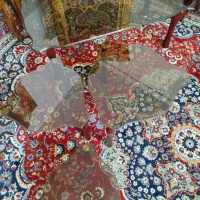 جلو مبلی میز عسلی بزرگ و‌ کوچک