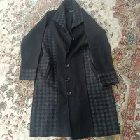 پالتو|لباس|زابل, |دیوار