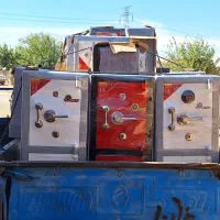 فروش انواع گاوصندوق های نسوز