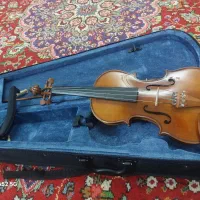 ویولن|ویولن|خوی, |دیوار