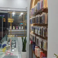 واگذاری ویترین و دستگاه تعمیراتی موبایل|فروشگاه و مغازه|بجنورد, |دیوار
