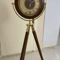 ساعت ایستاده