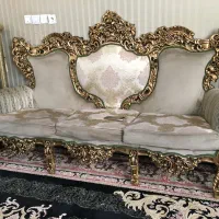 مبلمان سلطنتی به همراه میز و عسلی و فرش ۱۲ متری