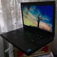 لپتاب i7 دو گرافیکه دو هارده با رم 32 گیگ