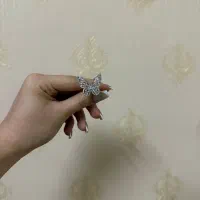 انگشتر پروانه