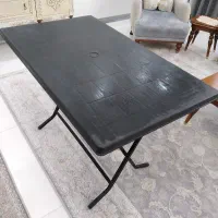 میز پلاستیکی ۶ نفره