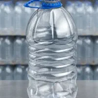 بطری  پت ۴ لیتری سالم