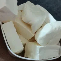پنیر محلی گاوی پرچرب و کهنه