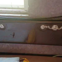 تخت دو نفره سالم و روکش سلفون