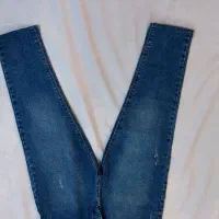 شلوار لی نو نو|لباس|قدس, شهر‌قدس|دیوار