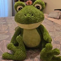 عروسک قورباغه بزرگ