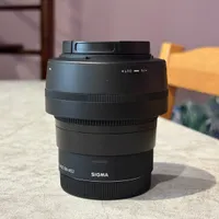 لنز sigma 30mm f1.4