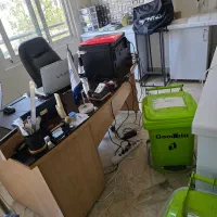 میز مدیریت و کنفرانس