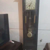 ساعت ایستاده ملک شهر